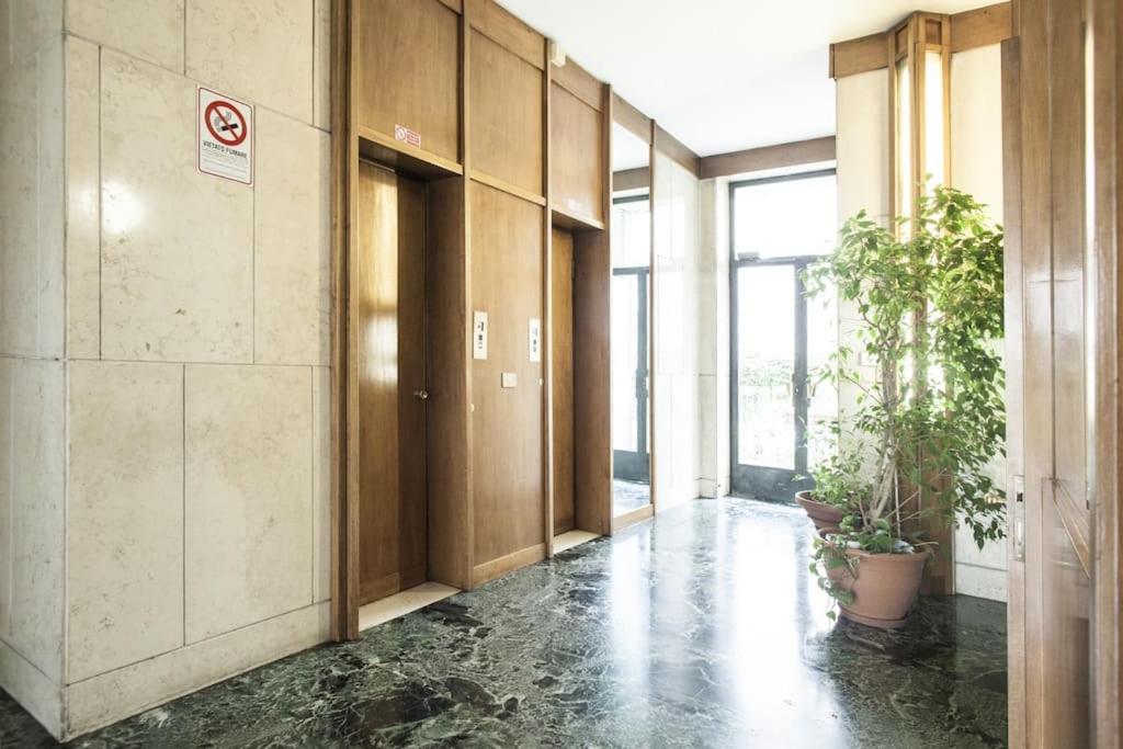 Charming Home Near Duomo Milano Exteriör bild