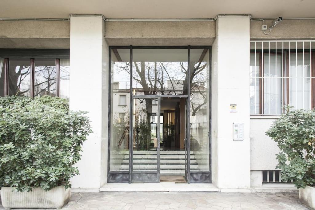 Charming Home Near Duomo Milano Exteriör bild